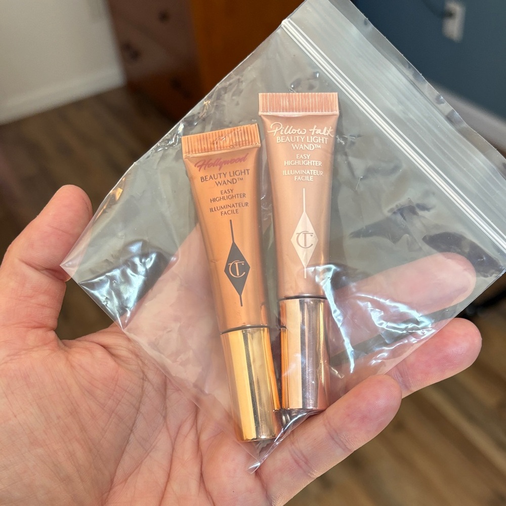 Charlotte Tilbury Beauty Light Wand Duo - Peach and Rose Gold